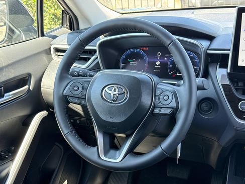 New 2026 Toyota Corolla Cross XLE image 21