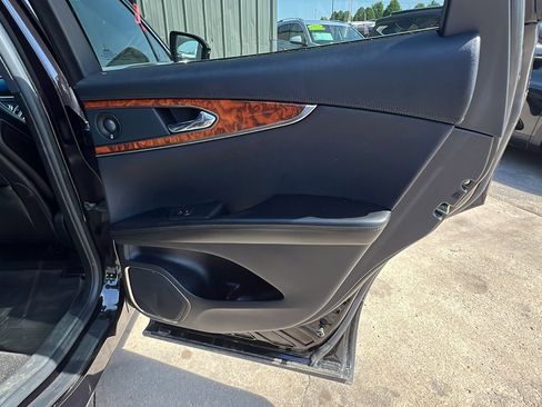 Used 2019 Lincoln Nautilus Reserve AWD/4WD image 17