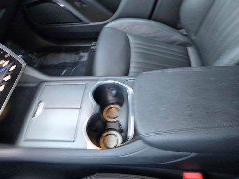 Used 2024 Maserati Grecale GT image 23