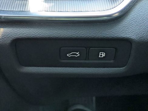 Used 2024 Volvo V60 T8 Polestar image 34