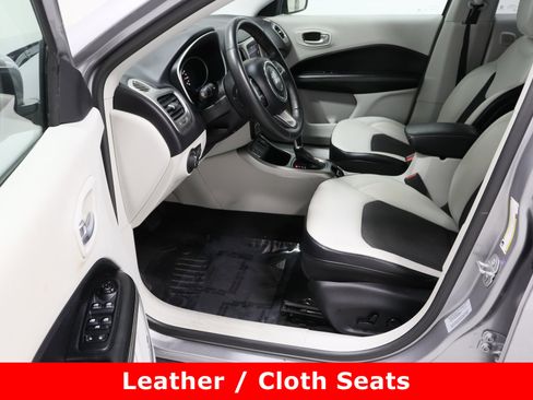 Used 2017 Jeep Compass Latitude w/ Popular Equipment Group image 15