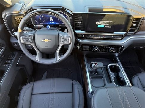 New 2026 Chevrolet Silverado 1500 High Country w/ High Country Premium Package image 13