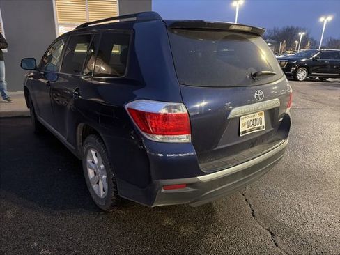 Used 2011 Toyota Highlander 4WD image 8