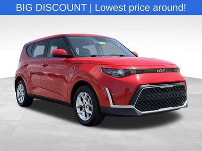 Used 2024 Kia Soul LX w/ Option Group 015