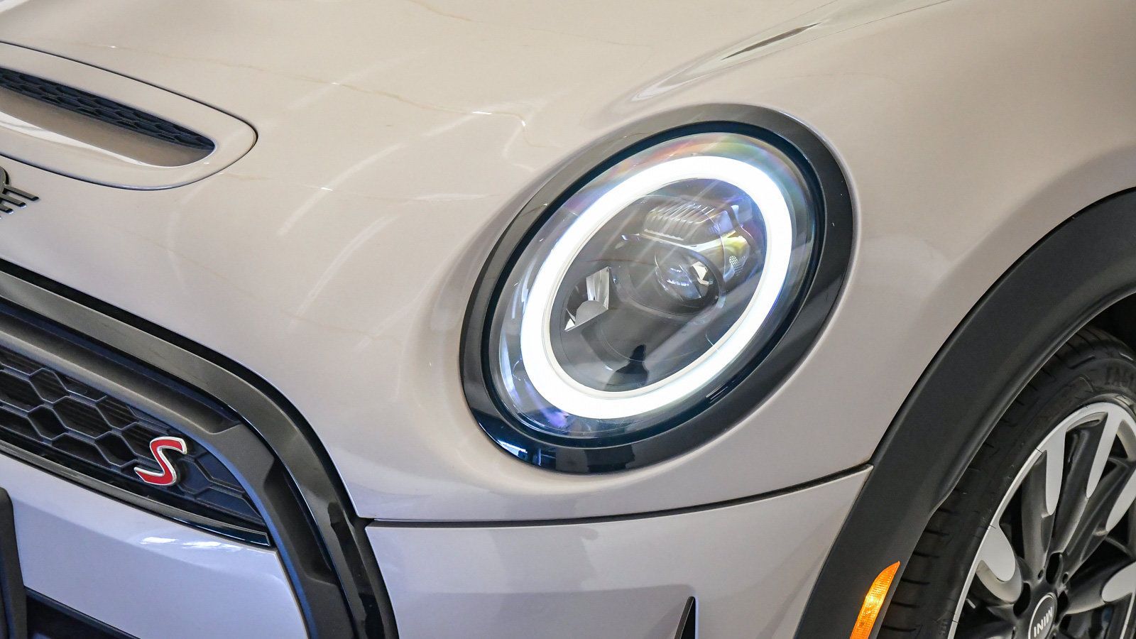 Used 2024 MINI Cooper S FWD image 9