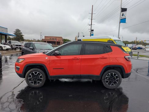 Used 2021 Jeep Compass Trailhawk AWD/4WD image 8