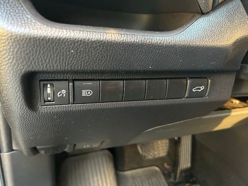 Used 2023 Toyota RAV4 XLE w/ Convenience Package image 18