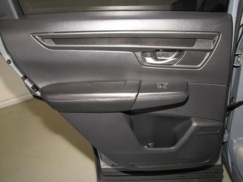 Certified 2025 Honda CR-V Sport image 13