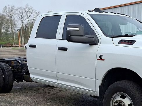 Used 2023 RAM 3500 Tradesman w/ Max Tow Package AWD/4WD image 2