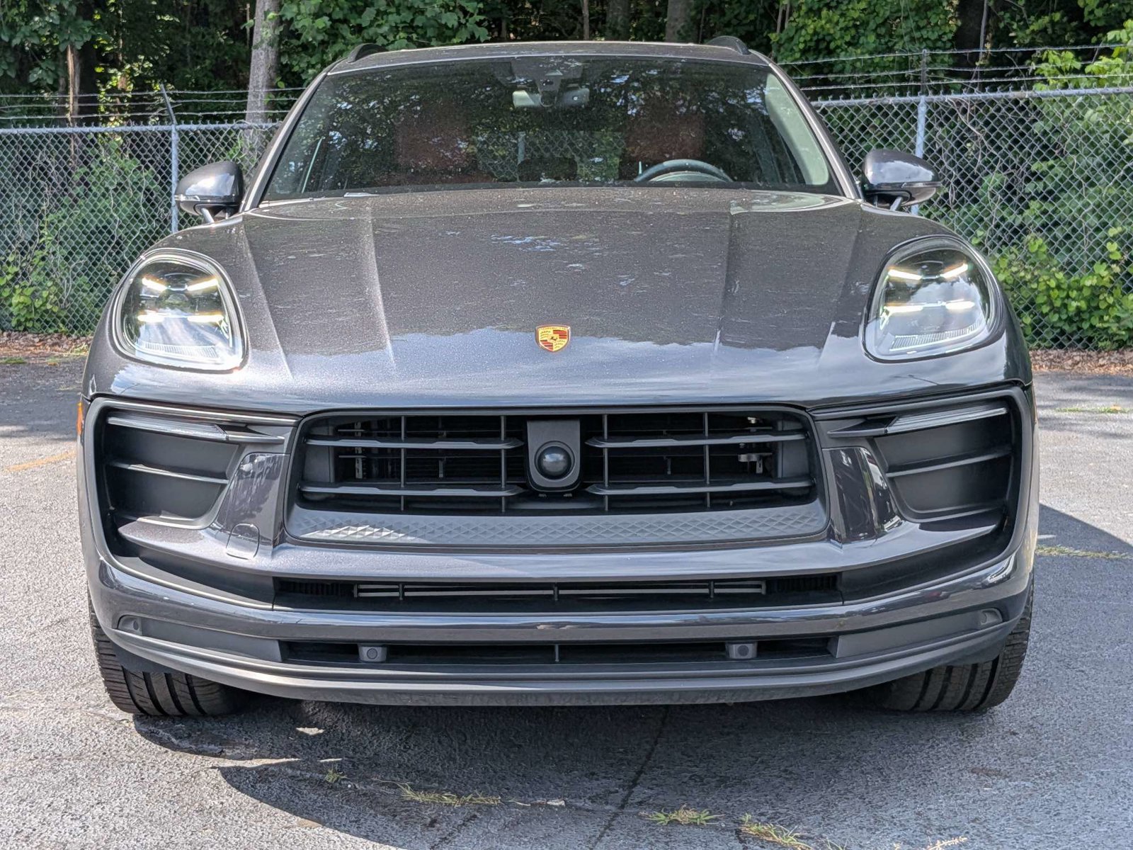 Used 2023 Porsche Macan AWD/4WD image 9