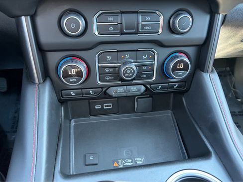 Used 2024 Chevrolet Tahoe RST w/ Luxury Package AWD/4WD image 16