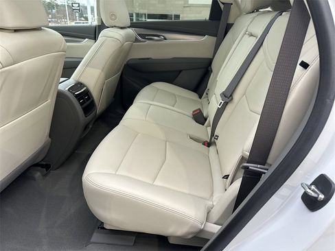 Certified 2023 Cadillac XT5 Premium Luxury w/ Technology Package image 21