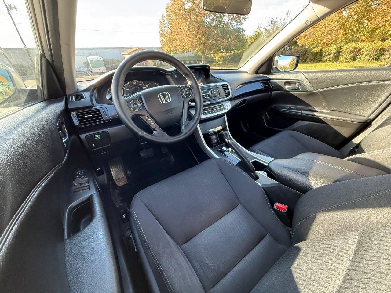 Used 2014 Honda Accord Sport image 9