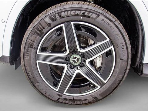 Certified 2026 Mercedes-Benz GLC 300 4MATIC image 9