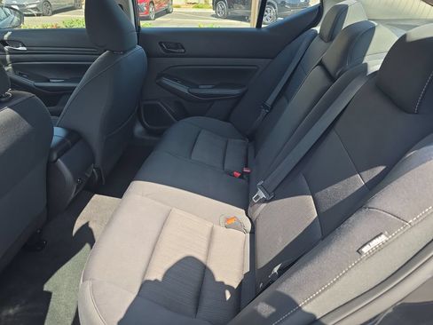 Used 2025 Nissan Altima 2.5 SV FWD image 22