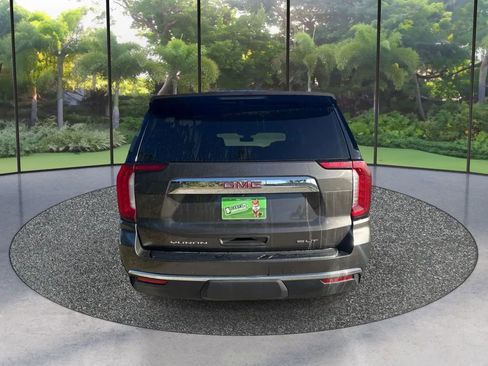 Used 2021 GMC Yukon SLT RWD image 6