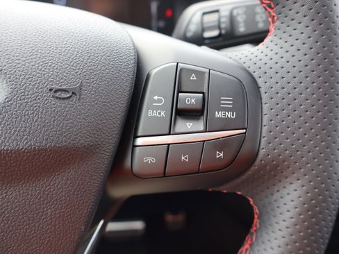 Used 2023 Ford Escape ST-Line w/ Tech Pack #1 image 17