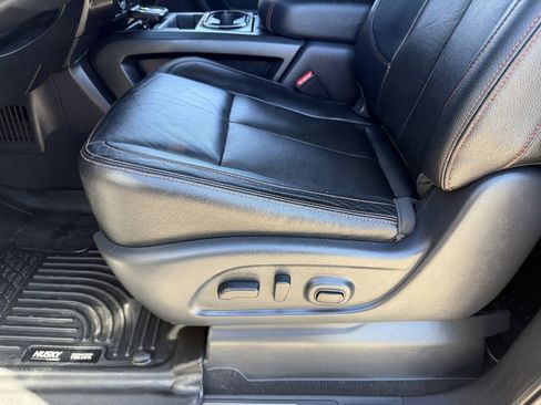 Used 2021 Nissan Titan PRO-4X w/ Pro-4x Convenience Package image 23