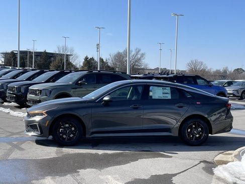 New 2026 Kia K5 LXS image 4