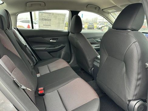 Used 2026 Nissan Sentra SR w/ SR All Weather Package FWD image 4
