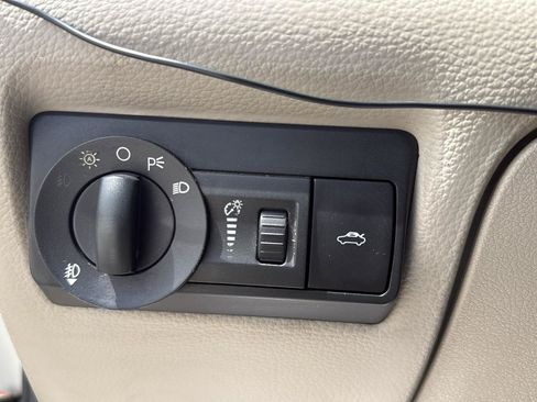 Used 2008 Ford Fusion SEL FWD image 37