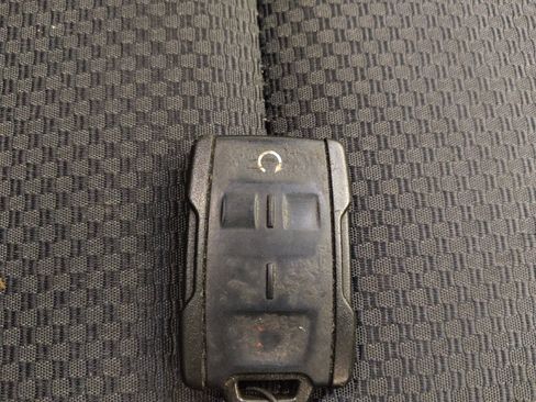 Used 2017 GMC Sierra 1500 SLE w/ SLE Value Package AWD/4WD image 32