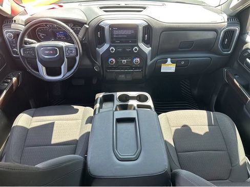 Certified 2022 GMC Sierra 1500 SLE w/ Driver Alert Package I AWD/4WD image 18