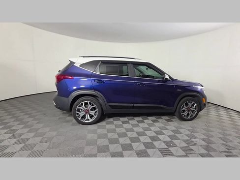 Used 2021 Kia Seltos S AWD/4WD image 36