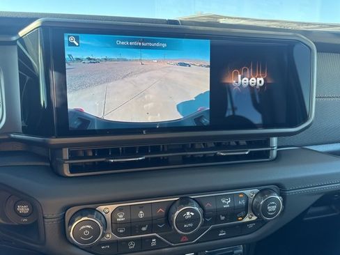 New 2026 Jeep Gladiator Mojave image 21