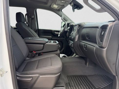 Used 2024 Chevrolet Silverado 2500 Custom w/ Custom Value Package AWD/4WD image 16