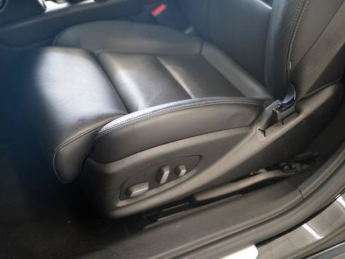 Used 2013 Cadillac XTS Luxury w/ Driver Awareness Package FWD image 26