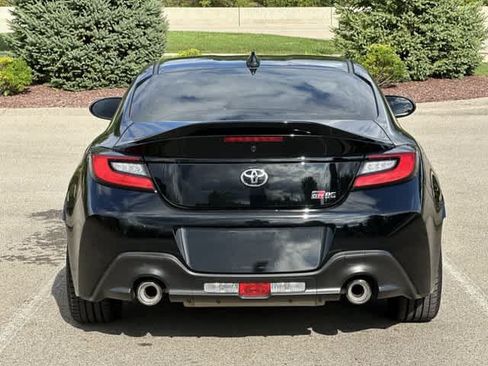 Used 2026 Toyota GR86 Premium w/ ALL Weather Mat Package (TMS) RWD image 4