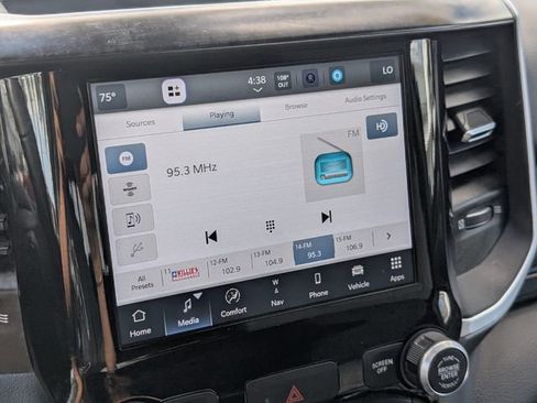 Used 2022 RAM 1500 Big Horn AWD/4WD image 23