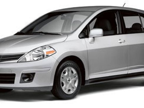 Used 2011 Nissan Versa 1.8 S FWD image 1