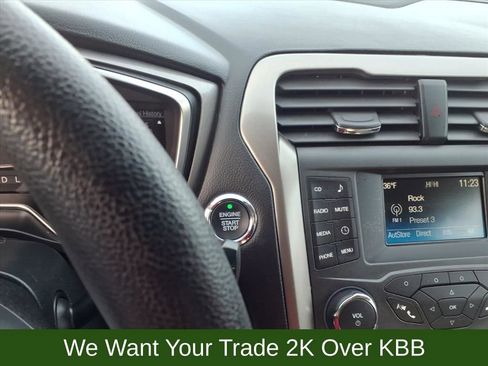 Used 2018 Ford Fusion S image 22