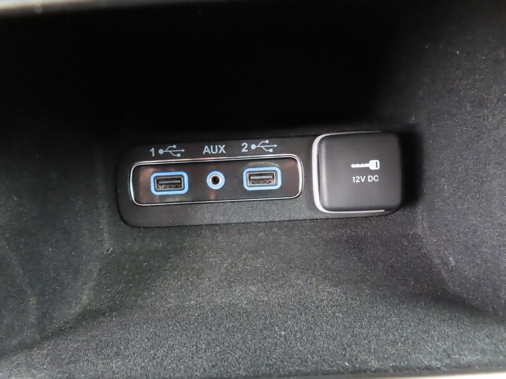 Used 2022 Jeep Grand Cherokee Laredo X AWD/4WD image 10