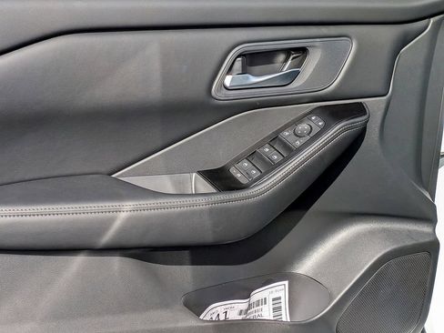 New 2026 Nissan Rogue SV AWD/4WD image 8