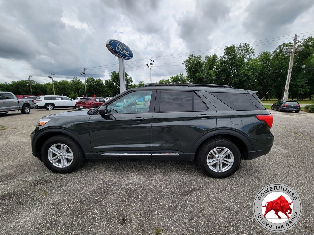 Certified 2023 Ford Explorer XLT AWD/4WD image 3