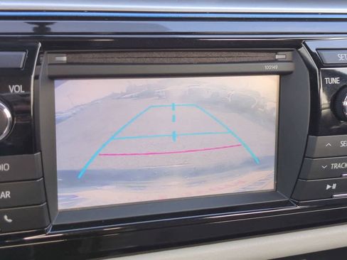 Used 2015 Toyota Corolla LE image 19