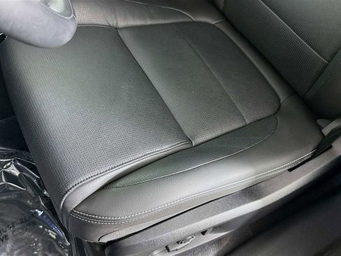 Used 2025 Jaguar F-PACE R-Dynamic S image 20