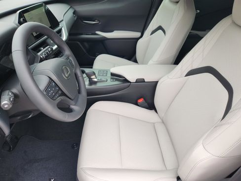 New 2026 Lexus UX 300h FWD image 10
