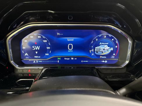 Certified 2024 Chevrolet Silverado 2500 LT w/ Convenience Package AWD/4WD image 25