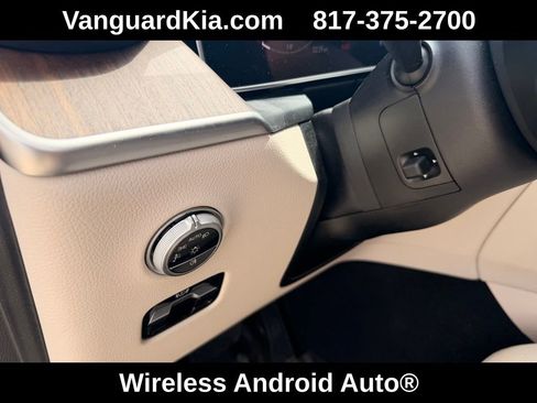 Used 2024 Mercedes-Benz GLC 300 image 16