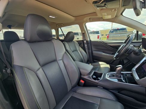 Used 2023 Subaru Outback Onyx Edition AWD/4WD image 30