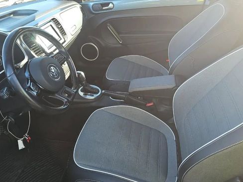 Used 2016 Volkswagen Beetle 1.8T S image 7