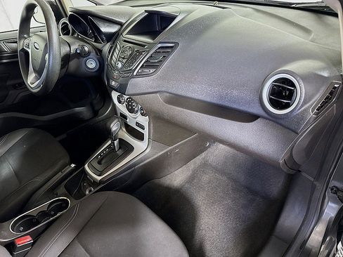 Used 2018 Ford Fiesta SE FWD image 26