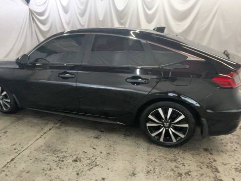 Used 2024 Honda Civic EX-L image 11