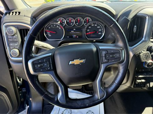 Used 2020 Chevrolet Silverado 1500 LTZ w/ Z71 Off-Road Package AWD/4WD image 6