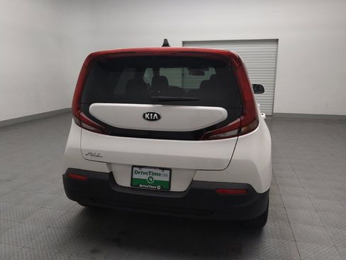 Used 2020 Kia Soul LX image 7