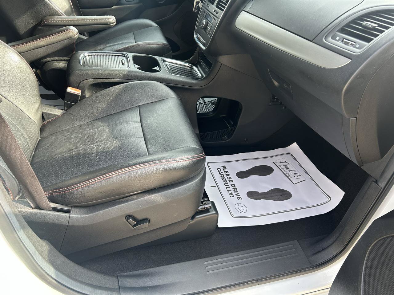 Used 2019 Dodge Grand Caravan GT FWD image 12